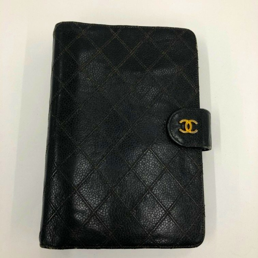 Chanel Matrasse Quilted Black MM Agenda planner notebook cover black